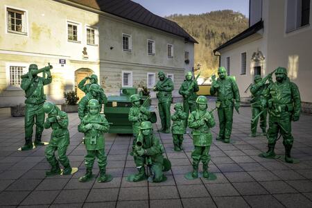 Pustno rajanje v Kamniku se začenja s kurenti in nadaljuje s kamniškim karnevalom (11)